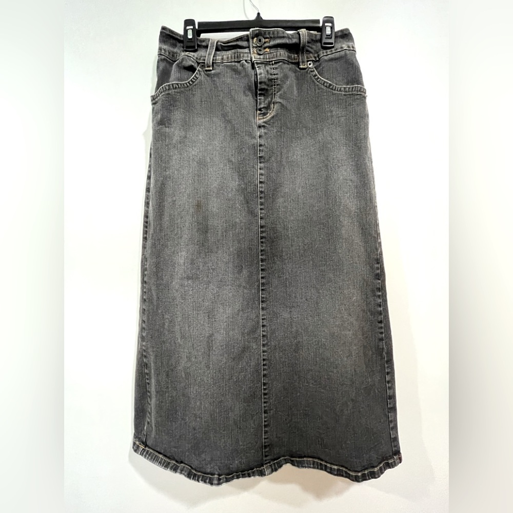 Gloria Vanderbilt 12 skirt